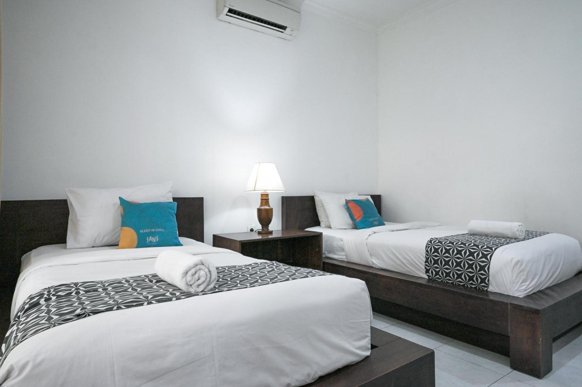 Отель Puri Mango Sanur Экстерьер фото