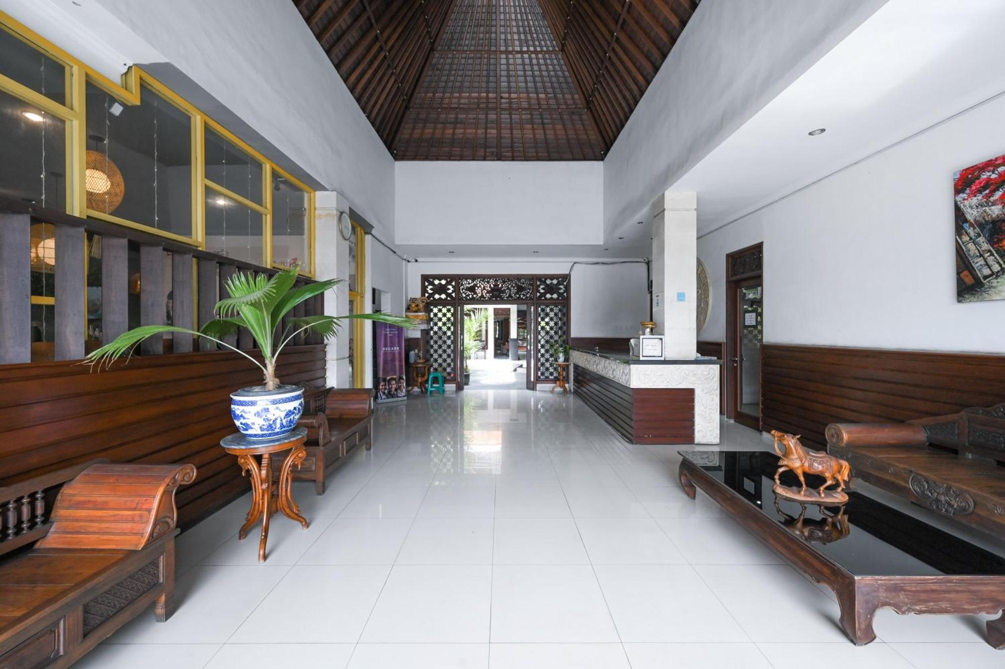 Отель Puri Mango Sanur Экстерьер фото